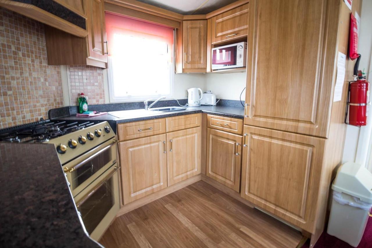 6 Berth Pet Friendly Caravan In Hunstanton By The Beach Ref 13001L Exterior photo