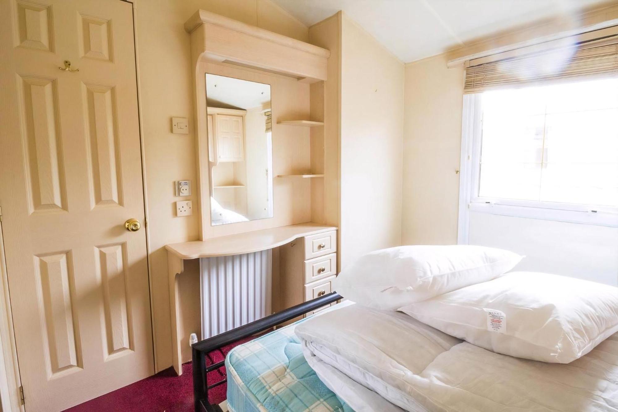 6 Berth Pet Friendly Caravan In Hunstanton By The Beach Ref 13001L Exterior photo